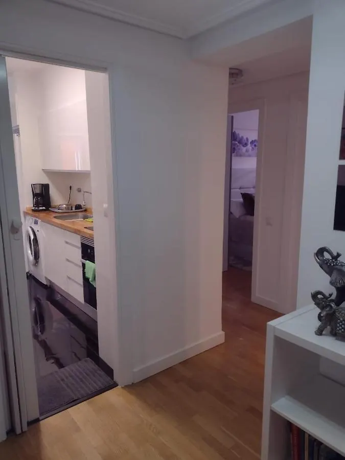 Habitacion Con Encanto En Piso Familiar A 5 Minutos Del Centro Vitoria-Gasteiz Campsite